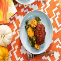Sunny's Cheat Sheet Mini Meatloaves with Sweet Potatoes and Broccoli_image