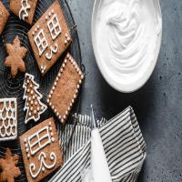 Royal Icing Recipe for a Gingerbread House_image