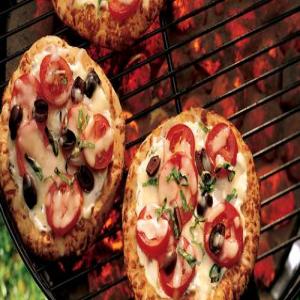 Grilled Two-Cheese Pizza_image