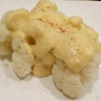 Cauliflower With Cheddar Cheese Sauce_image