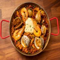 Paella with Chorizo, Shrimp, Clams and Chicken with Garlic Aioli_image