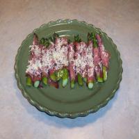 Baked Asparagus Wrapped in Prosciutto image
