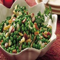 Peas with Bacon and Almonds_image