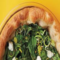 Deep-Dish Spinach and Leek Pizza image