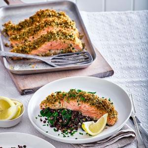 Gremolata-crusted salmon with lentils & spinach image