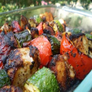 Pollo Moruno With Grilled Vegetables (Spanish Chicken Skewers)_image