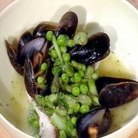 Black Sea Bass and Mussels a la Nage_image