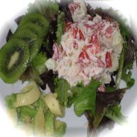 Caribbean Crabmeat Salad With Creamy Gingered Dressing_image