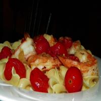 Roasted Tomato and Shrimp Pasta_image