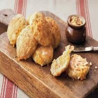 Cheese Biscuits with Chipotle Butter_image