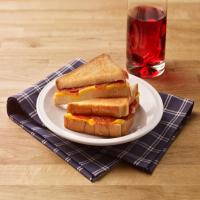 Pepperoni Grilled Cheese_image