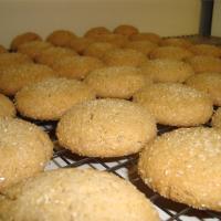 Spice Cookies with Crystallized Ginger_image
