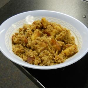Quinoa Porridge with Cinnamon Apples_image
