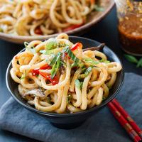 Chilled Garlic Sesame Udon Noodles with Bok Choy, Shiitake Mushrooms and Red Bell Pepper_image