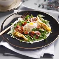 Poached Egg Salads with Pancetta Vinaigrette_image