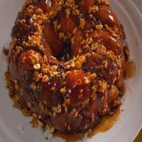 Caramel and Cashew Pull-Apart Bread with Coffee Ice Cream image
