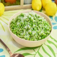 Sunny's 5-Ingredient Lemon and Cheese Peas image