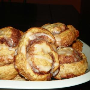 Maple-Swirl Biscuits_image