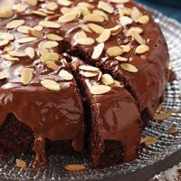 Heavenly Chocolate Almond Cake_image