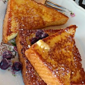 Vanilla-Almond Spiced French Toast_image