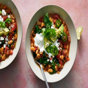 Harissa and White Bean Chili image