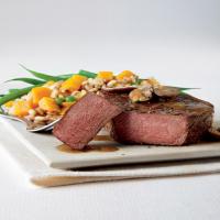 Bistro-Style Filet Mignon with Champagne Pan Sauce_image