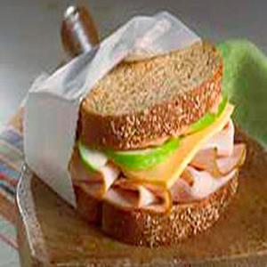 Turkey-Apple Sandwich image