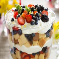 Tri-Berry Trifle_image