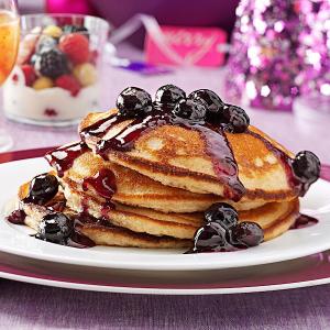 Overnight Yeast Pancakes with Blueberry Syrup_image
