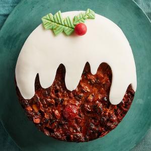 Christmas pudding cake image