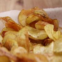 Homemade Black Pepper Potato Chips_image