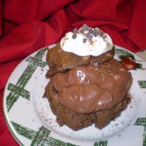 Buddha's Chocolate Mousse Shortcakes_image
