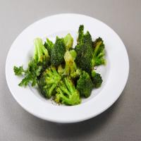 Vibrant Broccoli Stir-Fry_image