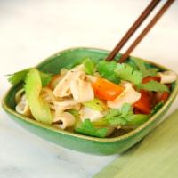 Stir-Fried Squid with Celery and Red Pepper_image