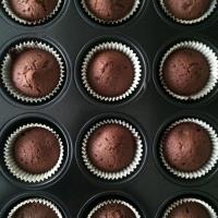 Easy Chocolate Cupcakes image