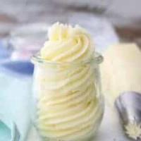The Best Vanilla Frosting_image