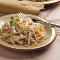 Fettuccine with Bacon-Clam Sauce_image