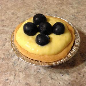 Mango Cheese Tart with Blueberries_image