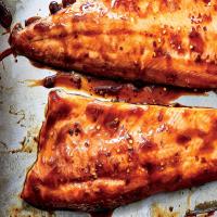 300-Calorie Slow-Roasted Arctic Char With Soy Glaze_image