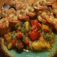 Mango Salad With Grilled Shrimp_image