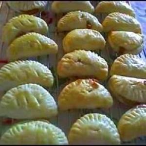 Pasteles - Argentinean Caramel Filled Crescents_image