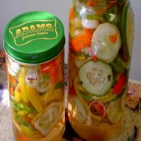 Sweet Pickled Garden Vegetables_image