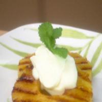 Roasted Pineapple with Whipped Cream_image
