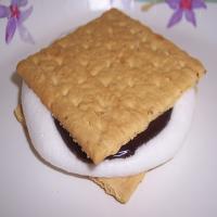 Quick Microwave S'mores_image