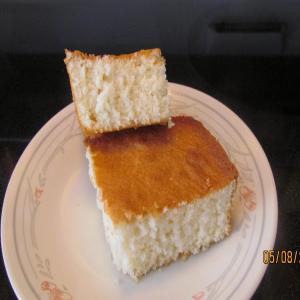 Bea's Homemade White Cake_image