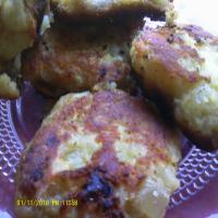 Llapingachos - Potato Cakes Filled With Cheese_image