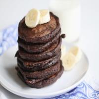 Healthy Cocoa Chocolate Chip Banana Pancakes_image