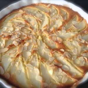 Almond and Pear Cake_image