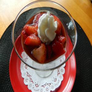 Skinny Strawberry Balsamic Delight image