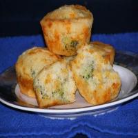Broccoli Cheddar Cheese Biscuits_image